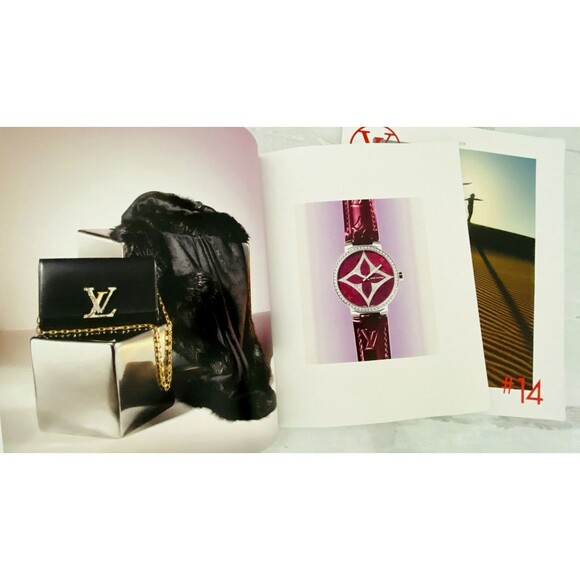 Louis Vuitton THE BOOK No. 14 Catalog Magazine 2022 March + Holidays Price List - Picture 1 of 11